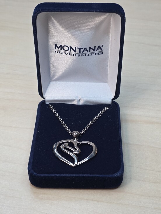 Montana Silversmiths Jewelry - Montana Silversmiths Equestrian Heart Necklace New In Box Horse In Heart